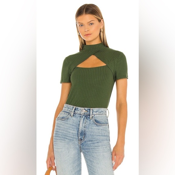 BCBG Ribbed Mock Neck Top size L - Picture 1 of 3